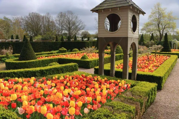 Formal flowerbeds and parkland of the kind Vivary Park keeps in the middle of Taunton